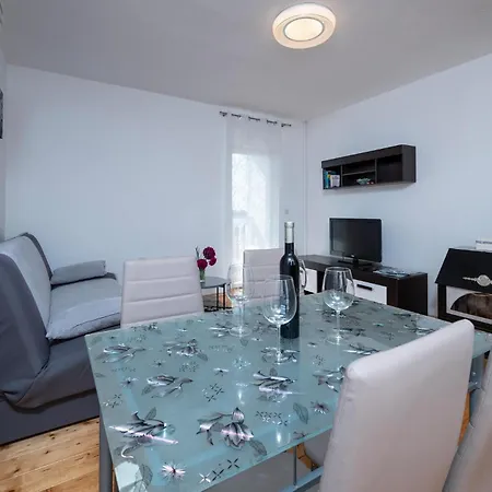 Apartment In With Outdoor Swimming Pool