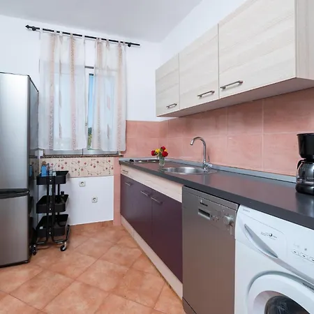 In With Outdoor Swimming Pool Apartment *